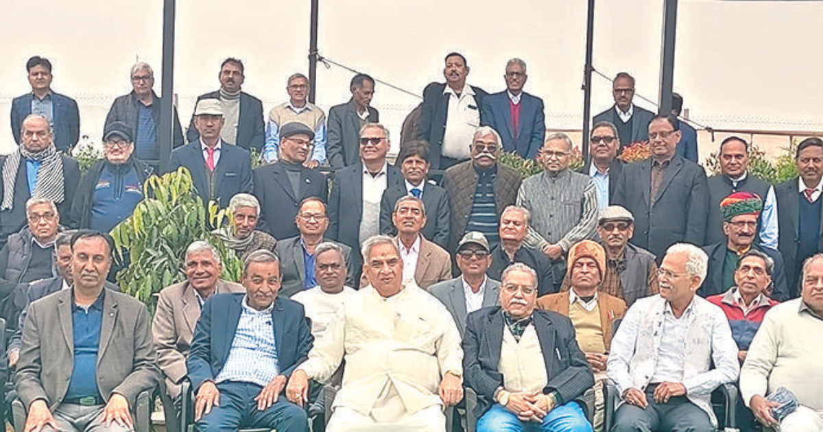 Mahant Kailash organises college alumni meet in Jobner